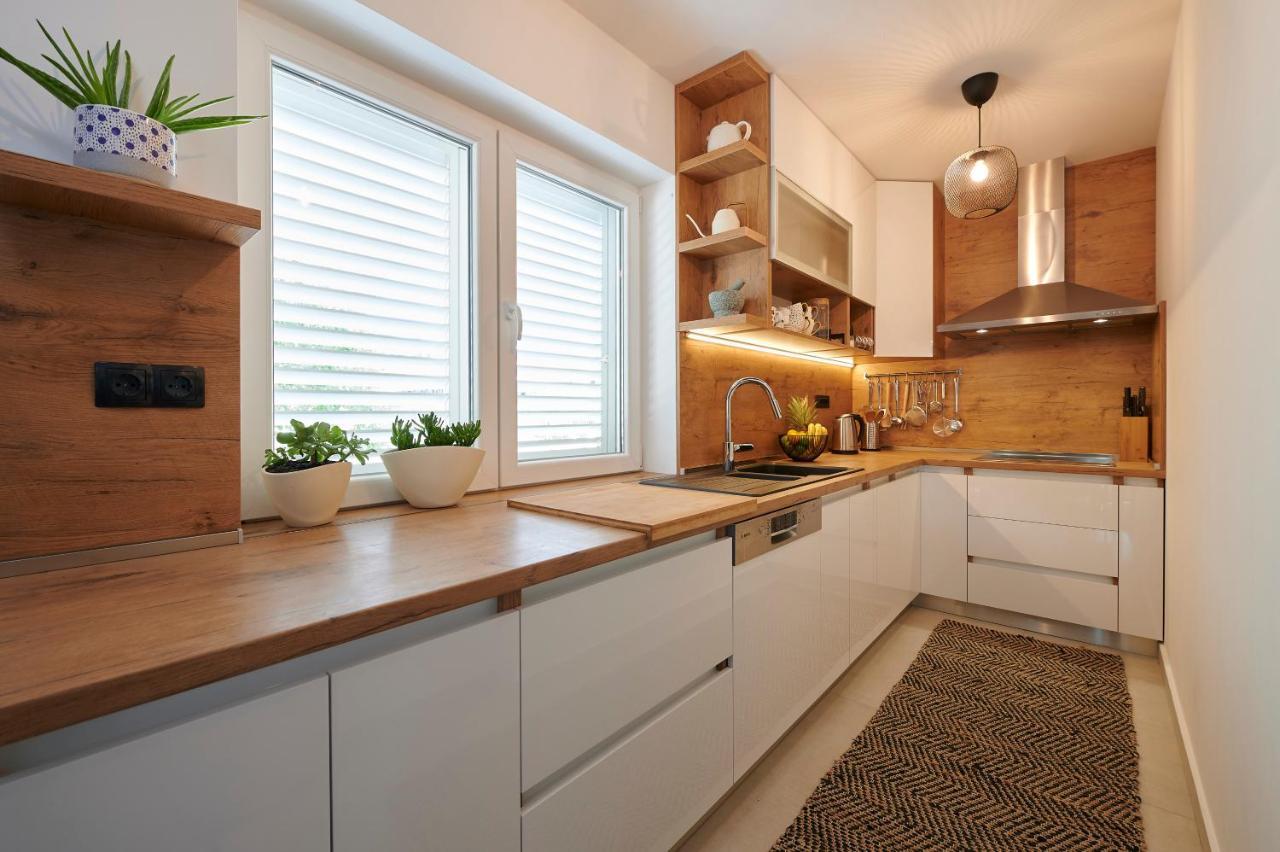 Apartament Miro - Center Of *